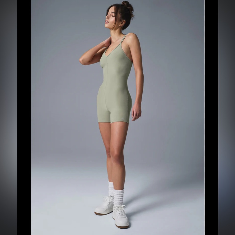 ALO Yoga Suns Out Onesie - Limestone
